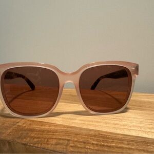 Moncler Pink Sunglasses Modern Rectangular Design